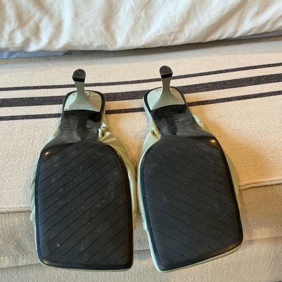 Zara Khaki Square Toe Mules - Picture 4 of 7